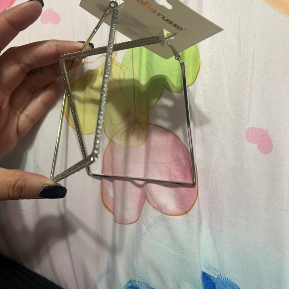 Charlotte Russe Earrings - Picture 2 of 7